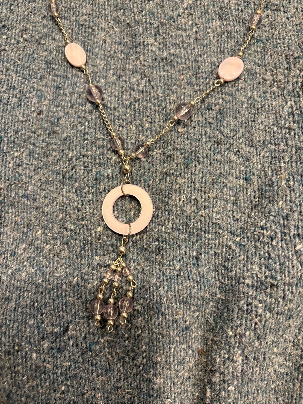 Pendant Necklace in Gold & Pink Like New - Picture 3 of 3
